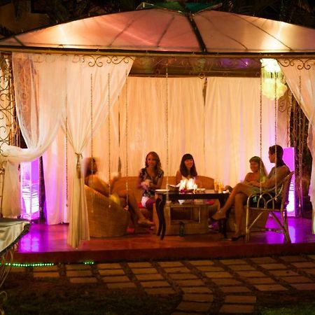 Shivers Oasis Luxury Boutique Resort Candolim Buitenkant foto