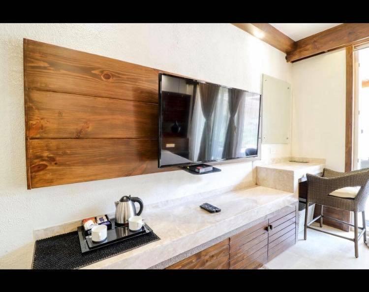 Shivers Oasis Luxury Boutique Resort Candolim Buitenkant foto