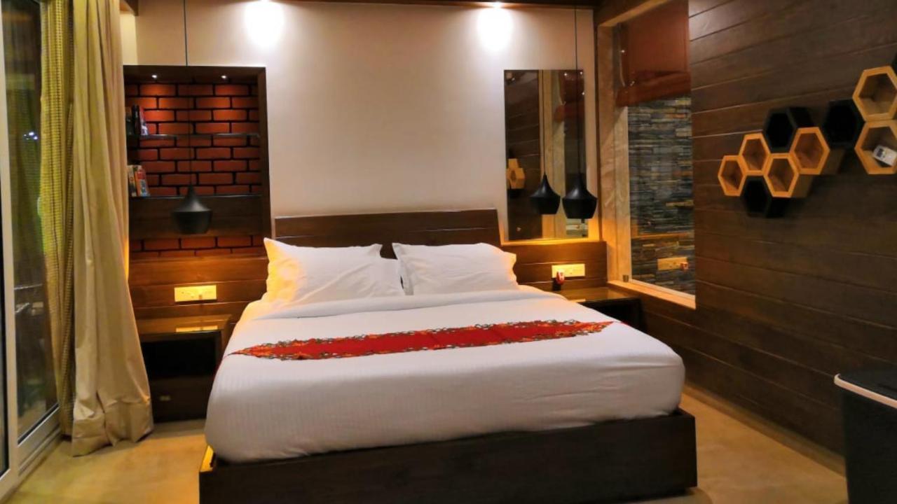 Shivers Oasis Luxury Boutique Resort Candolim Buitenkant foto