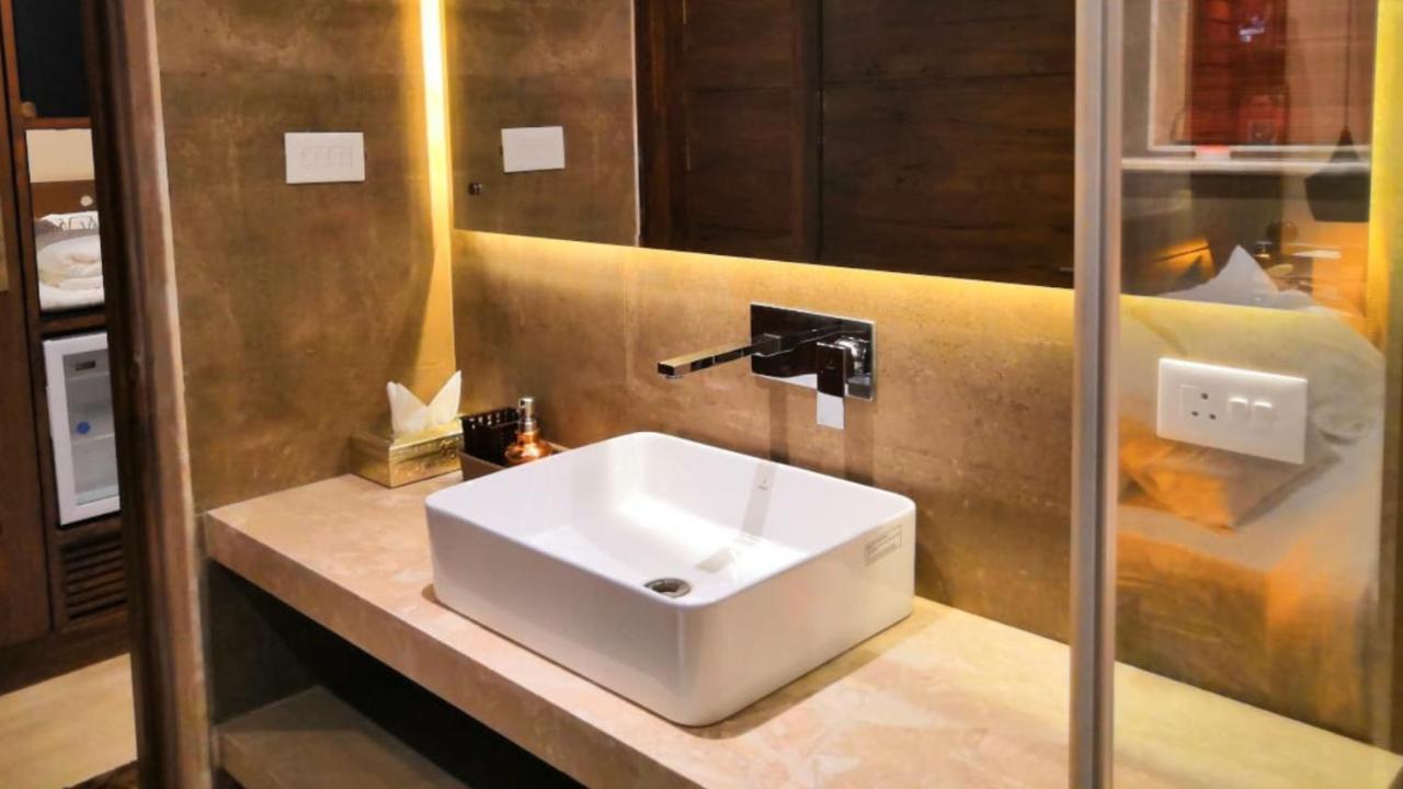 Shivers Oasis Luxury Boutique Resort Candolim Buitenkant foto