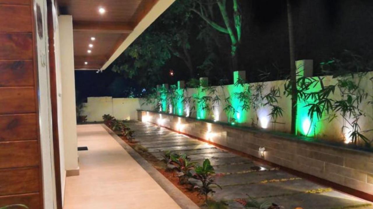 Shivers Oasis Luxury Boutique Resort Candolim Buitenkant foto