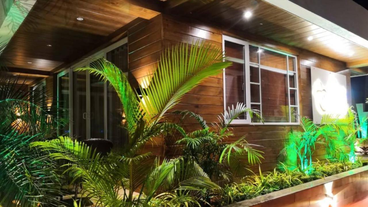 Shivers Oasis Luxury Boutique Resort Candolim Buitenkant foto